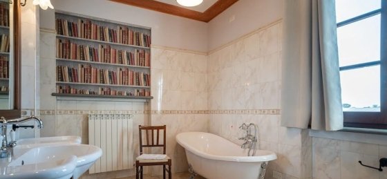 fee43f82.f10.jpg Villa in Italy to rent