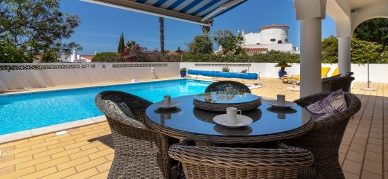 Book a villa in Carvoeiro