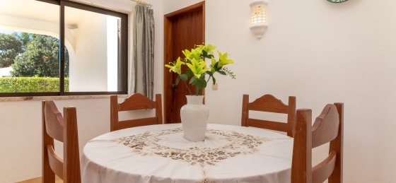 img_6185.jpg Book a villa holiday in Algarve