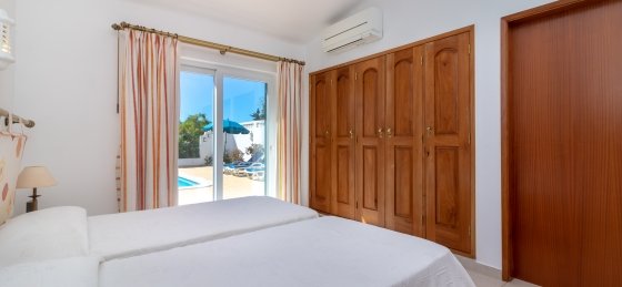 Book a villa holiday in Portugal