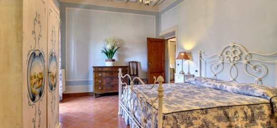 lo_09.jpg Book a villa holiday in Tuscany