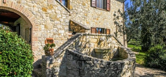 lo_casale_roseto_esterni06.jpg Book a villa in Italy