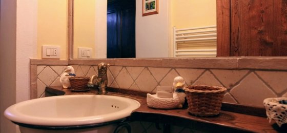 lo_casale_roseto_interni25.jpg Book a villa holiday in Umbria