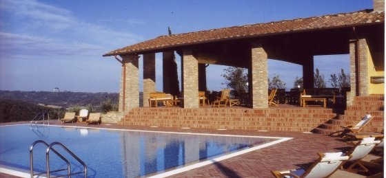 lo_cerretello20pool2020loggia20country20view.jpg Villa rentals in Italy