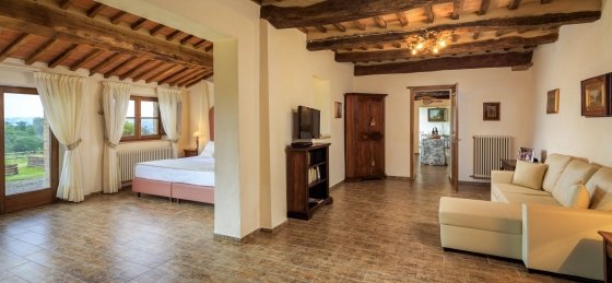 lo_pietro_7_of_61.jpg Villa holidays in Italy