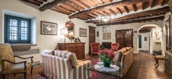 lo_villa_dellangelo-37.jpg Book a villa holiday in Florence