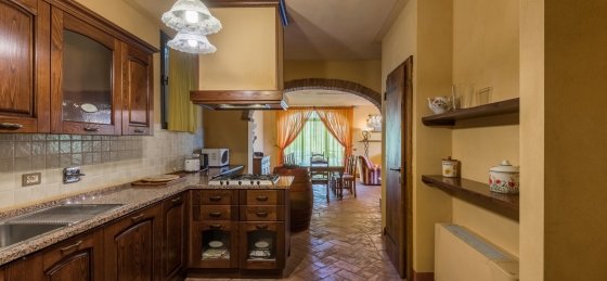 lo_villa_il_roseto_48.jpg Book a villa holiday in Italy