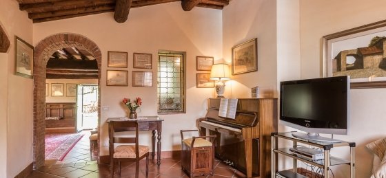 lo_villa_roncovisi-29.jpg Book a villa holiday in Tuscany