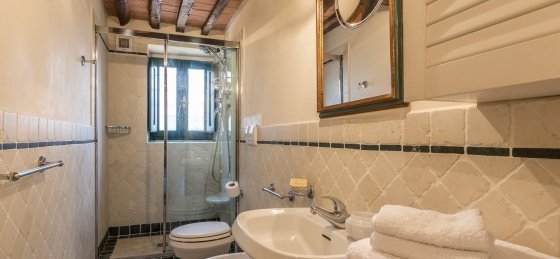 lo_villa_roncovisi-43.jpg Book a villa in Italy