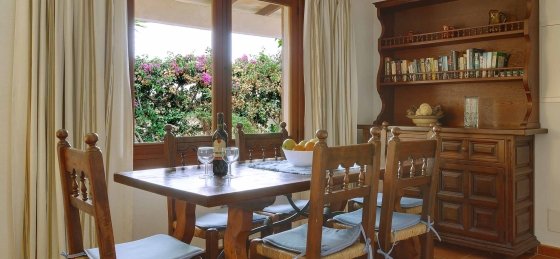 magdalena_-_dining_room_1_2400x1600.jpg Villa holidays in Mallorca