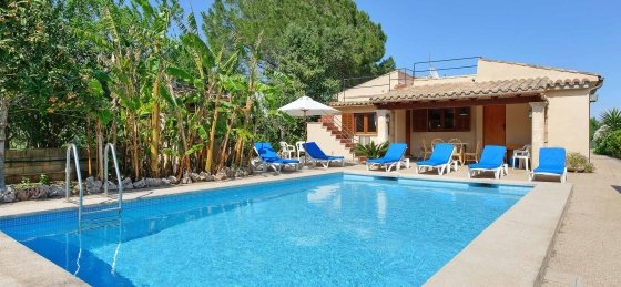 magdalena_-_swimming_pool_01_2400x1600.jpg Villa in Mallorca to rent