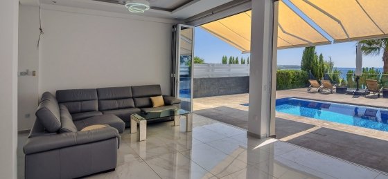 n75_6020_tn.jpg Holiday home in Coral Bay villa booking