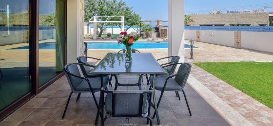 n75_6351_tn.jpg Book a villa in Latchi