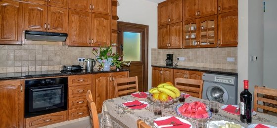 n75_6440_tn.jpg Book a villa holiday in Cyprus