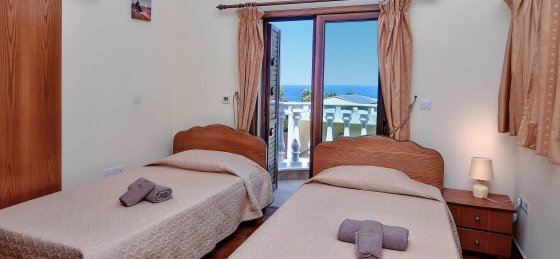 n75_6463_tn.jpg Book a villa holiday in Latchi