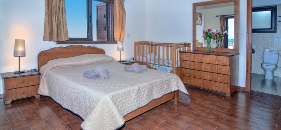 n75_6466_tn.jpg Villa holidays in Cyprus