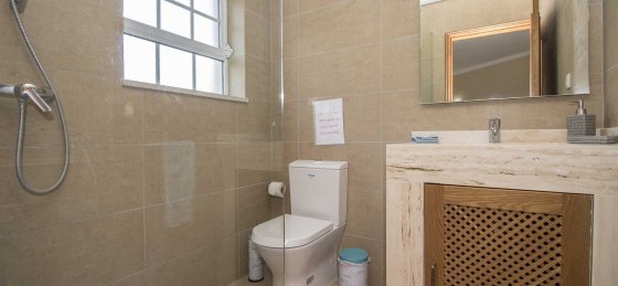 panoramica_-_wc2.jpg Villa in Almancil to rent