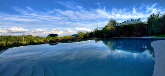 Holiday villas in Italy