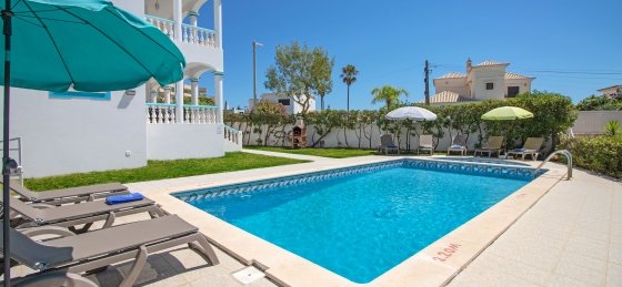 piscina_1.2.jpg Villas in Albufeira