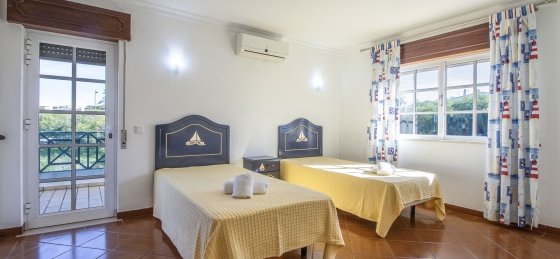 quarto2.jpg Villa holidays in Portugal