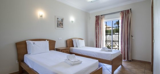 quarto4.jpg Book a villa in Albufeira