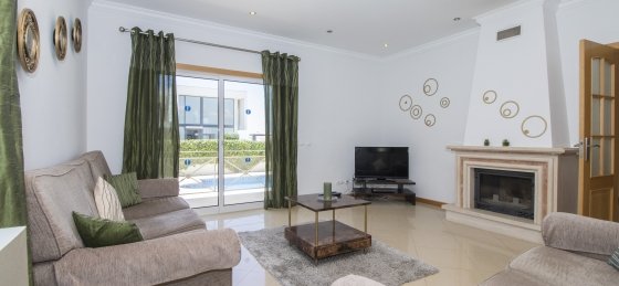 sala2.jpg Villa holidays in Portugal