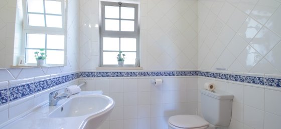 wc_rc.jpg Book a villa in Algarve