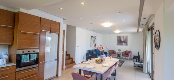 10.jpg Book a villa in Nissi Beach