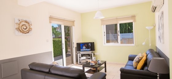 10.jpg Book a villa holiday in Nissi Beach