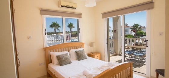 15.jpg Villas in Nissi Beach