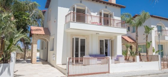 25.jpg Book a villa in Cyprus