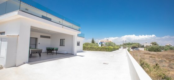 Villa rentals in Protaras