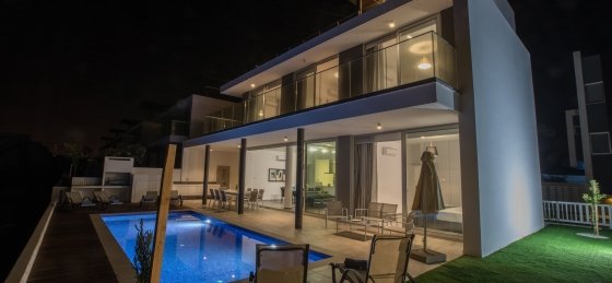 Villa rentals in Protaras