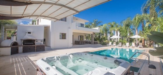2.jpg Villas in Cyprus