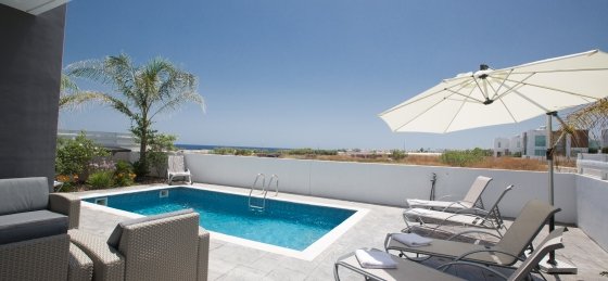 Book a villa in Protaras