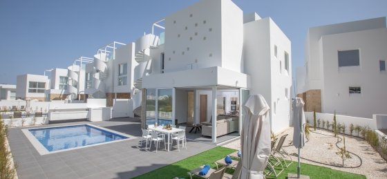 Villa rentals in Protaras