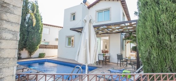 2.jpg Villas in Protaras