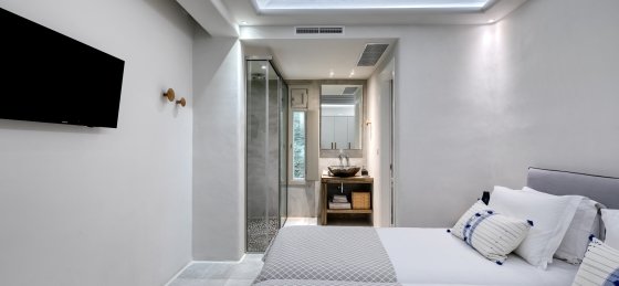 Holiday villas in Greece