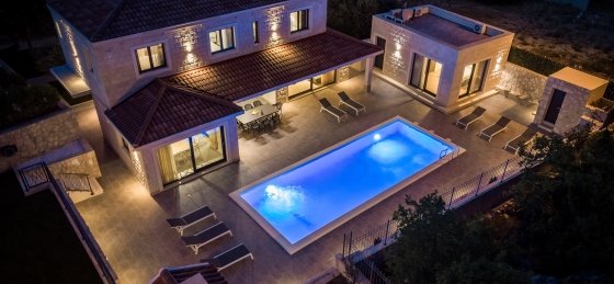 Holiday home in Omis villa booking