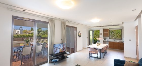 7.jpg Book a villa in Nissi Beach