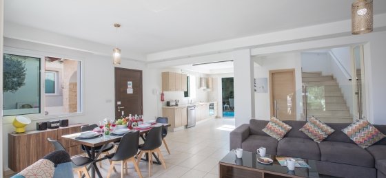 Book a villa in Protaras