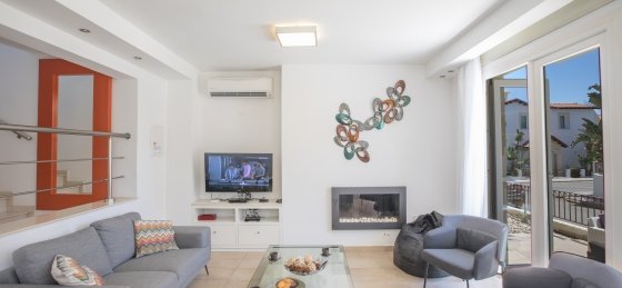 8.jpg Book a villa in Cyprus