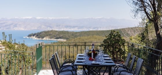 8r7a3864.jpg Book a villa holiday in Kassiopi