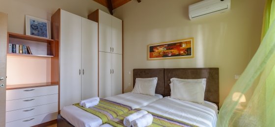 _-4018.jpg Book a villa in Crete