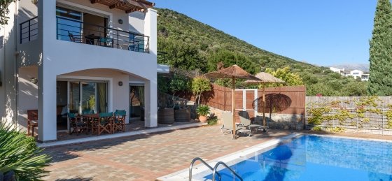 _-4384.jpg Book a villa in Crete