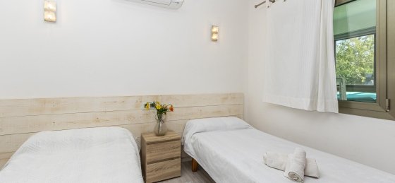 apt._vistamonte_-_bedroom_2-2_2400x1600.jpg Holiday home in Spain villa booking
