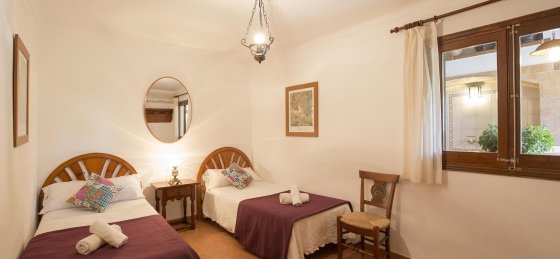 assumpcio_-_bedroom_4-1_2400x1600.jpg Villa in Mallorca to rent