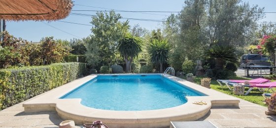 assumpcio_-_swimming_pool_07_2400x1600.jpg Book a villa in Spain