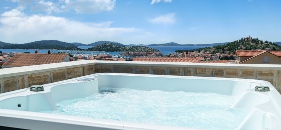 carerer_45.jpg Book a villa holiday in Croatia