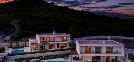 carerer_98.jpg Book a villa in Croatia